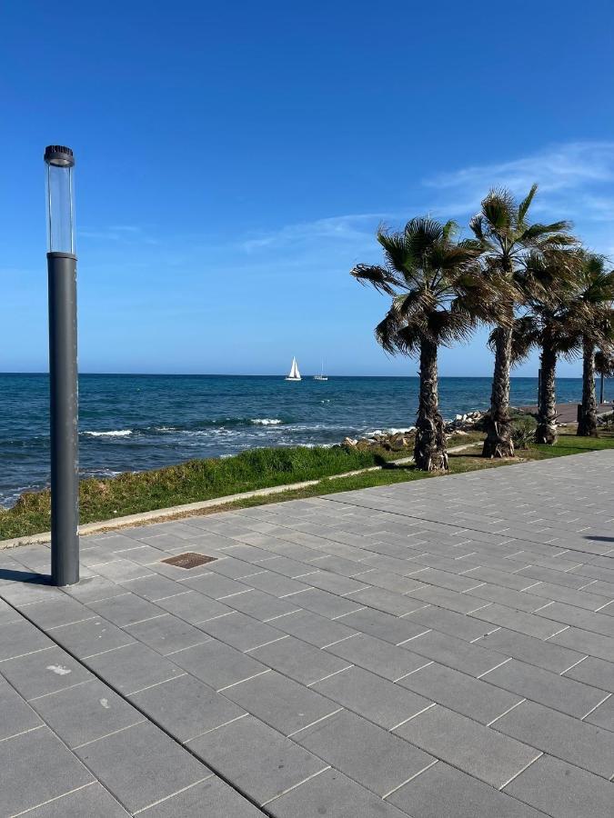 Capitan Friday Studio Torrevieja Dış mekan fotoğraf